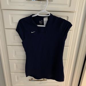 Nike woman’s golf shirt
